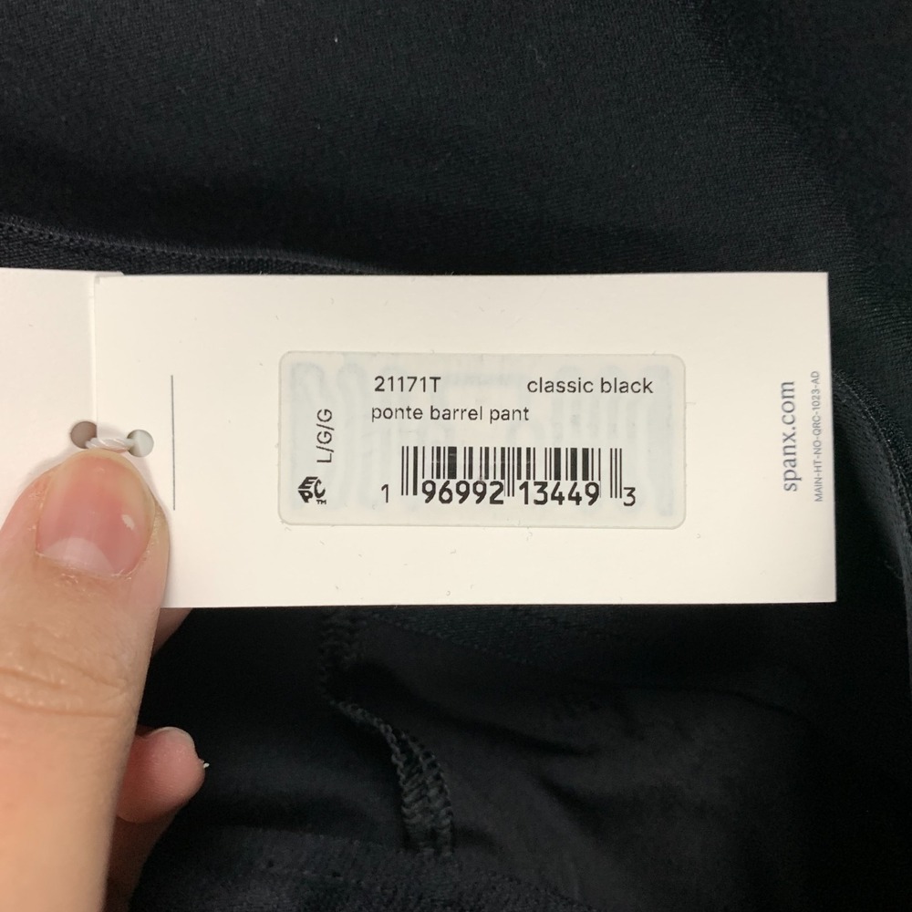Spanx Ponte Barrel Pants Women's Large Tall LT Black Pintuck High Rise NWT $158 - Picture 4 of 12